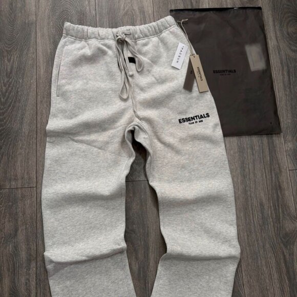 essentials x small light oat sweatpants new